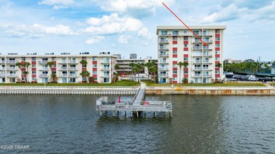 Move in ready! DIRECT RIVERFRONT! Bright & sunny 6th floor - photo 47