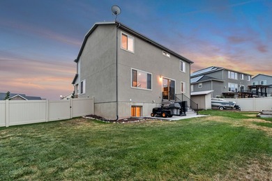 Come check out this spacious 2-story in scenic Saratoga Springs - photo 47