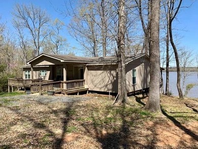 Toledo Bend Reservoir Home For Sale in Many Louisiana