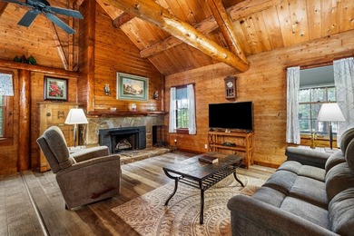 Rustic charm meets modern comfort in this beautiful log home - photo 4