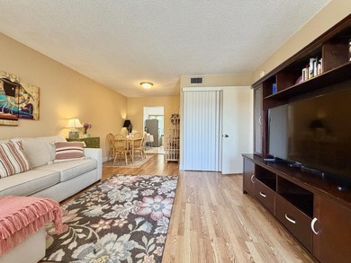 Welcome to tranquil 55+ living in the heart of West Delray - photo 2