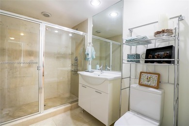Motivated seller. Exceptional Corner 2BD / 2BA on the 40th floor