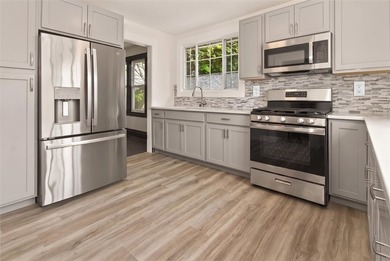 Welcome to 266 Epworth St, where every major update has already - photo 12