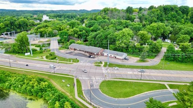 Exceptional investment opportunity in the heart of Menomonie! - photo 12