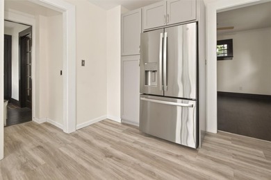 Welcome to 266 Epworth St, where every major update has already - photo 15