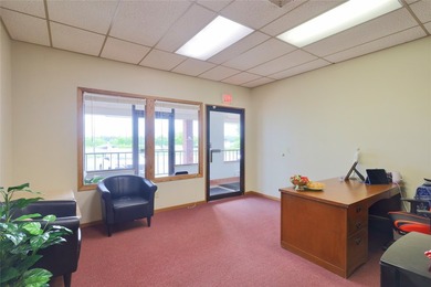 Exceptional investment opportunity in the heart of Menomonie! - photo 25