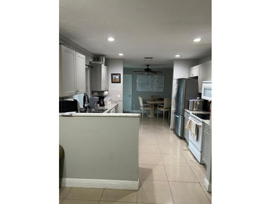 DON'T MISS THIS EXCEPTIONAL OPPORTUNITY! This well-maintained - photo 6