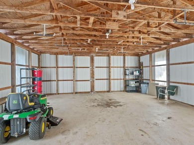 Log home on a wooded acreage in Saratoga! Majestic pines - photo 43