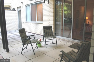 With an unbeatable location, outstanding amenities, utilities - photo 10