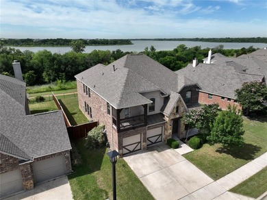 Lake Lewisville Home For Sale in Little Elm Texas