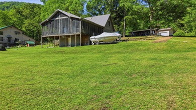 Experience true waterfront living in the heart of the Tennessee - photo 2