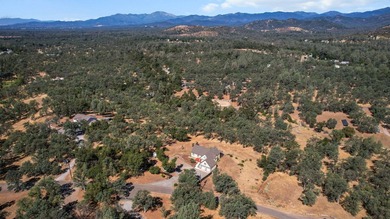 RECENTLY UPDATED WELL! This spacious home offers a comfortable - photo 49