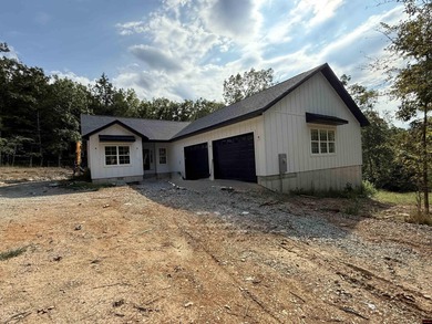 Bull Shoals Lake Home For Sale in Bull Shoals Arkansas