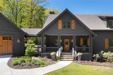 Discover refined mountain living in the heart of Chinquapin, a - photo 11