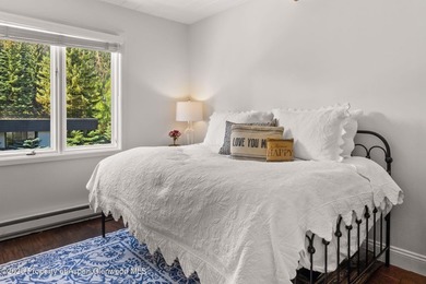 LEAST EXPENSIVE 3 BEDROOM IN THE CORE! Beautifully renovated - photo 13