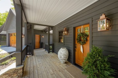Discover refined mountain living in the heart of Chinquapin, a - photo 13