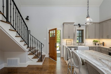 Discover refined mountain living in the heart of Chinquapin, a - photo 15