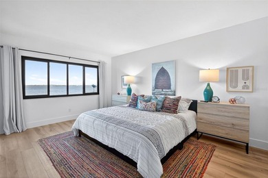 TURN-KEY RIVERFRONT RESIDENCE | DEEDED 27' BOAT SLIP | GULF