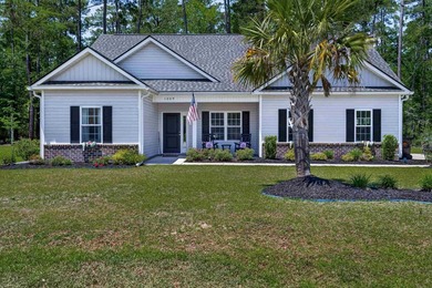 Experience refined Lowcountry living in Wedgefield Plantation at - photo 28