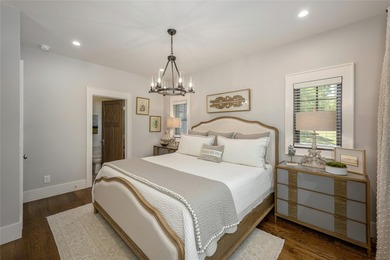 Discover refined mountain living in the heart of Chinquapin, a - photo 31