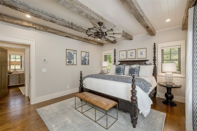 Discover refined mountain living in the heart of Chinquapin, a - photo 36