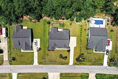 Experience refined Lowcountry living in Wedgefield Plantation at - photo 42