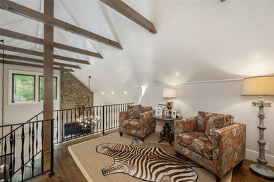 Discover refined mountain living in the heart of Chinquapin, a - photo 44