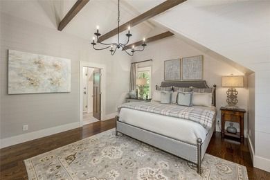 Discover refined mountain living in the heart of Chinquapin, a - photo 47