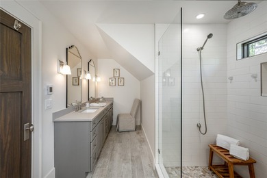 Discover refined mountain living in the heart of Chinquapin, a - photo 50