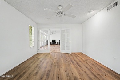 Embrace the Sun City lifestyle in this charming 2BR/2BA home! - photo 6