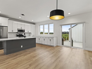 Located in one of Oak Creeks finest communities, this home - photo 12