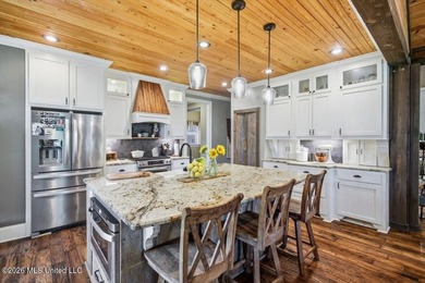 Welcome to an exquisite 4-bedroom, 3.5-bath residence gracefully - photo 12