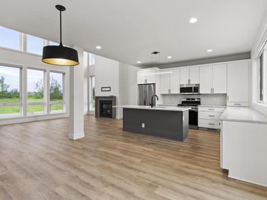 Located in one of Oak Creeks finest communities, this home - photo 13