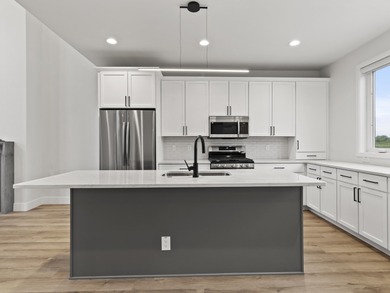 Located in one of Oak Creeks finest communities, this home - photo 15