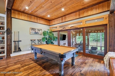Welcome to an exquisite 4-bedroom, 3.5-bath residence gracefully - photo 21