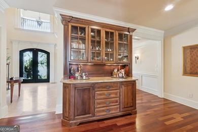 HOME IS LISTED UNDER APPRAISAL. Luxurious Golf Course Manor with - photo 28