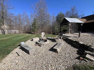This one-of-a-kind custom log home, built in 2015, blends luxury - photo 38