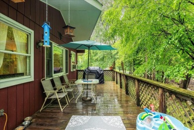 Lake Home For Sale in East Stroudsburg, Pennsylvania