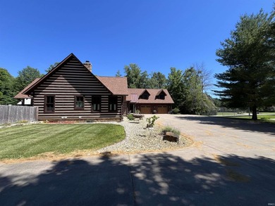 This one-of-a-kind custom log home, built in 2015, blends luxury - photo 46