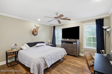 Welcome to an exquisite 4-bedroom, 3.5-bath residence gracefully - photo 46
