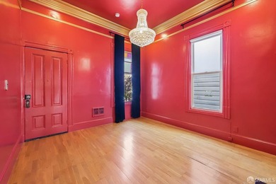 Welcome to 1108 Shotwell Street #A! Located in the heart of the - photo 4