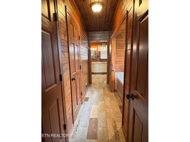 A Masterpiece of Waterfront Living: Experience the pinnacle of - photo 20