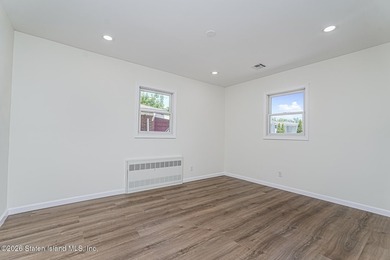 Extensively upgraded two-family detached house in the heart of - photo 22