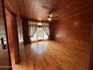 A Masterpiece of Waterfront Living: Experience the pinnacle of - photo 27