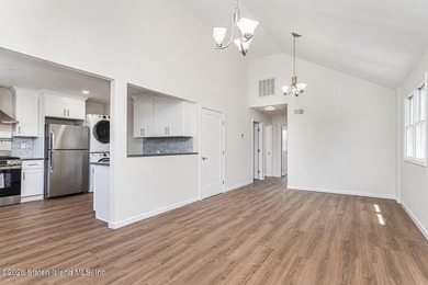 Extensively upgraded two-family detached house in the heart of - photo 29