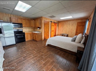 A Masterpiece of Waterfront Living: Experience the pinnacle of - photo 41