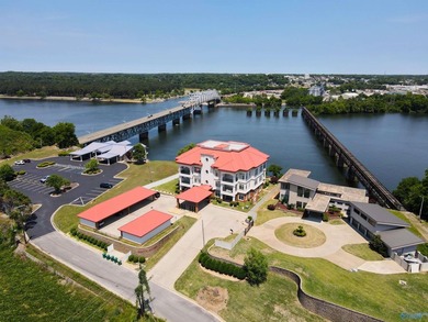 Elegantly appointed condo with breathtaking views of Pickwick - photo 48