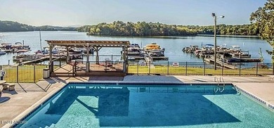 A Masterpiece of Waterfront Living: Experience the pinnacle of - photo 51