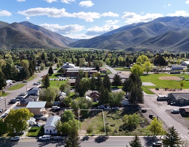 Big Wood River Lot For Sale in Hailey Idaho