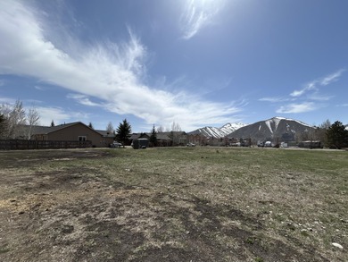 Big Wood River Lot For Sale in Hailey Idaho